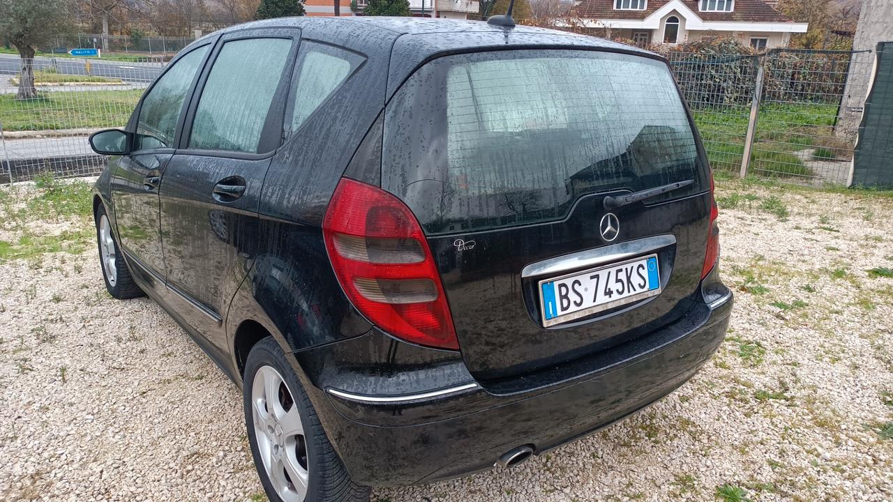 Mercedes-benz A 180 prezzo 700 euro