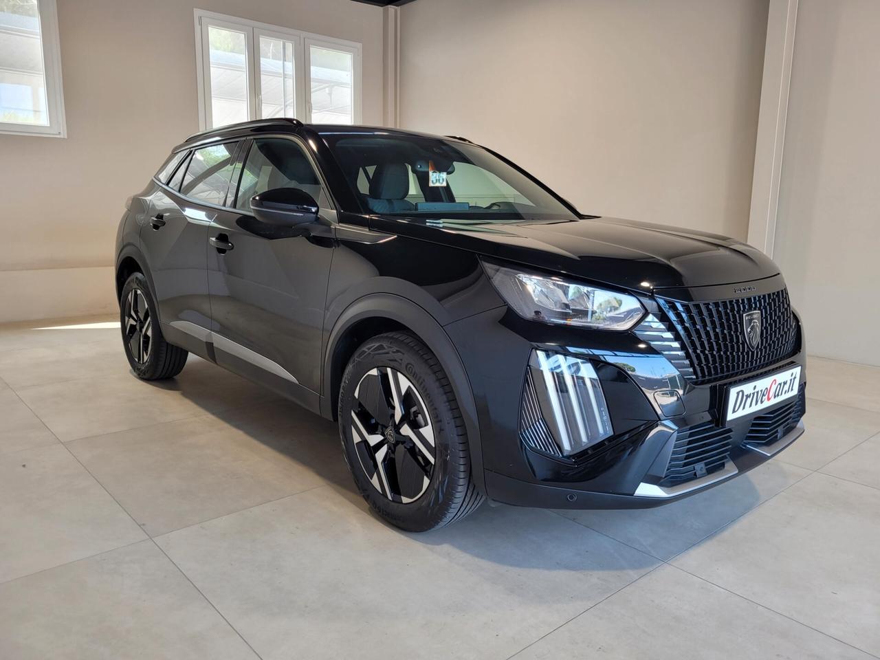 Peugeot 2008 1.2 ALLURE AUT. CRUISE LED CARPLAY PELLE NAVI