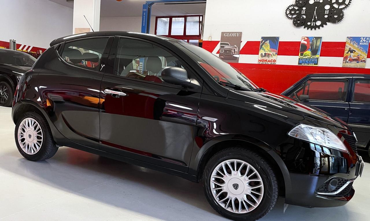 Lancia Ypsilon 1.3 Mjt Neopatentati 65.000Km Promo