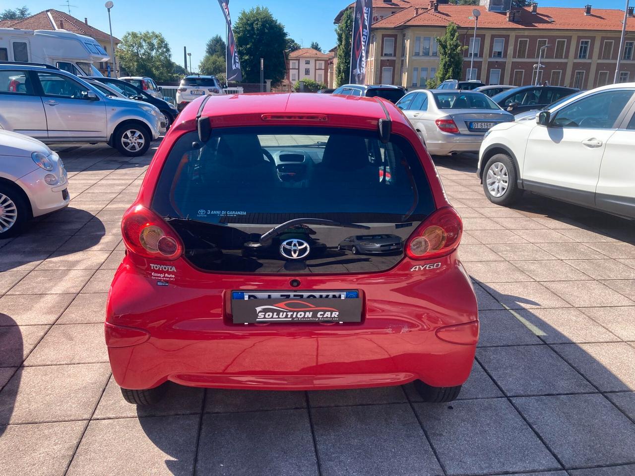 Toyota Aygo 1.0 12V VVT-i 5 porte Sol