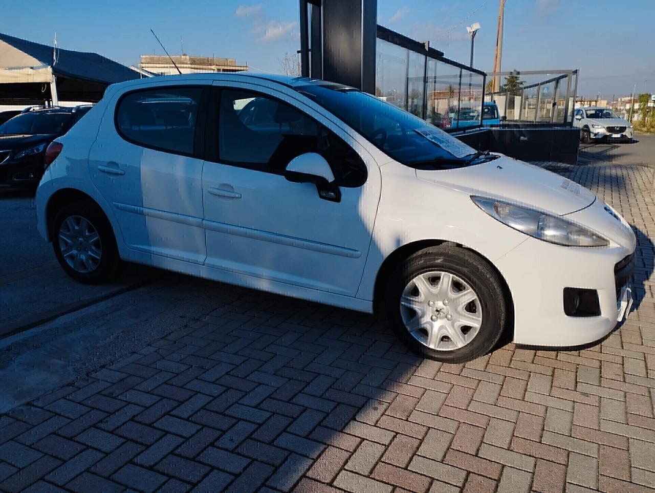 Peugeot 207 gpl - 1 PROPRIETARIO