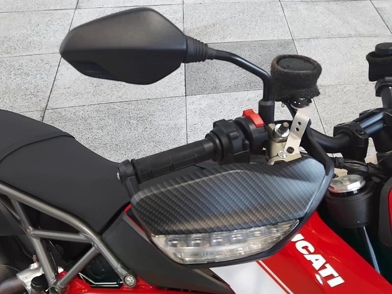 Ducati Hypermotard 950