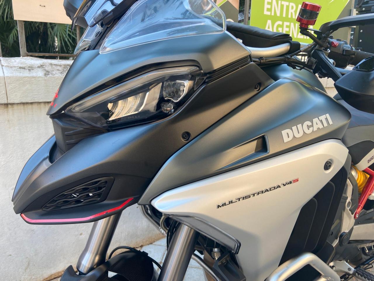 Ducati Multistrada V4 S travel & radar Permute