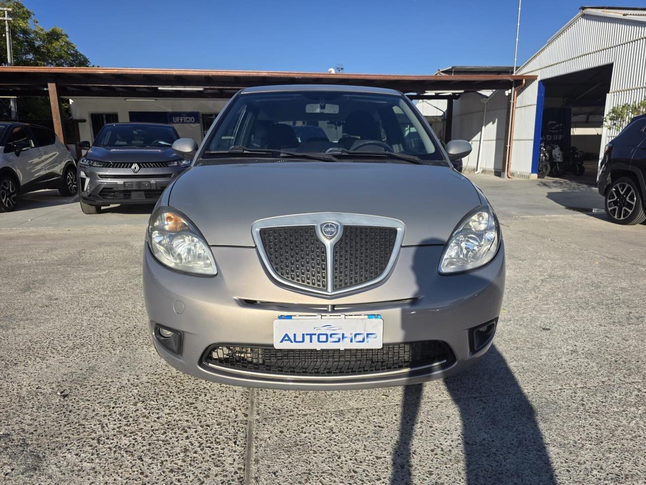Lancia Ypsilon 1.2 Oro