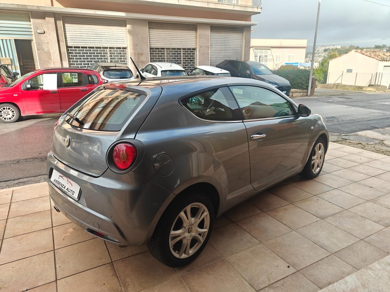 Alfa Romeo MiTo 1.3 JTDm-2 S&S Distinctive Sport Pack