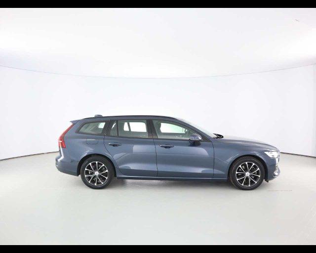 VOLVO V60 B3 Geartronic Momentum Business