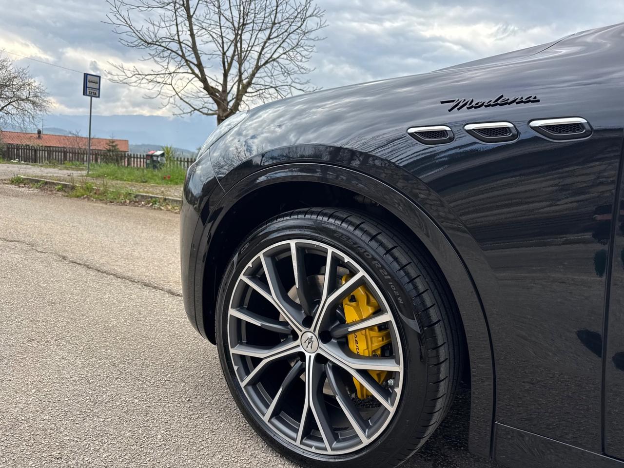 Maserati Grecale MHEV 330 CV AWD Modena