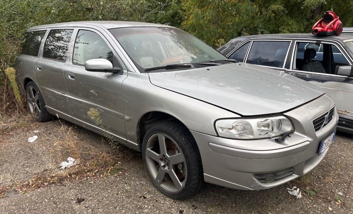 Volvo V70 2.5i turbo 20V AWD R 300 cv