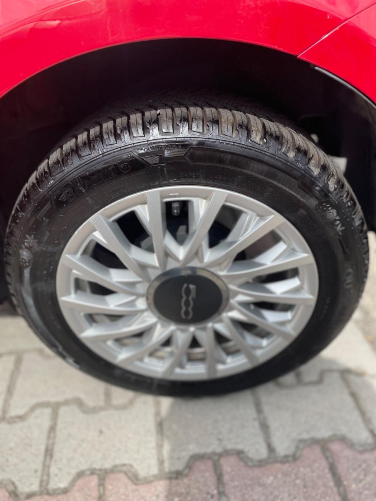 Fiat 500 1.0 Hybrid Dolcevita