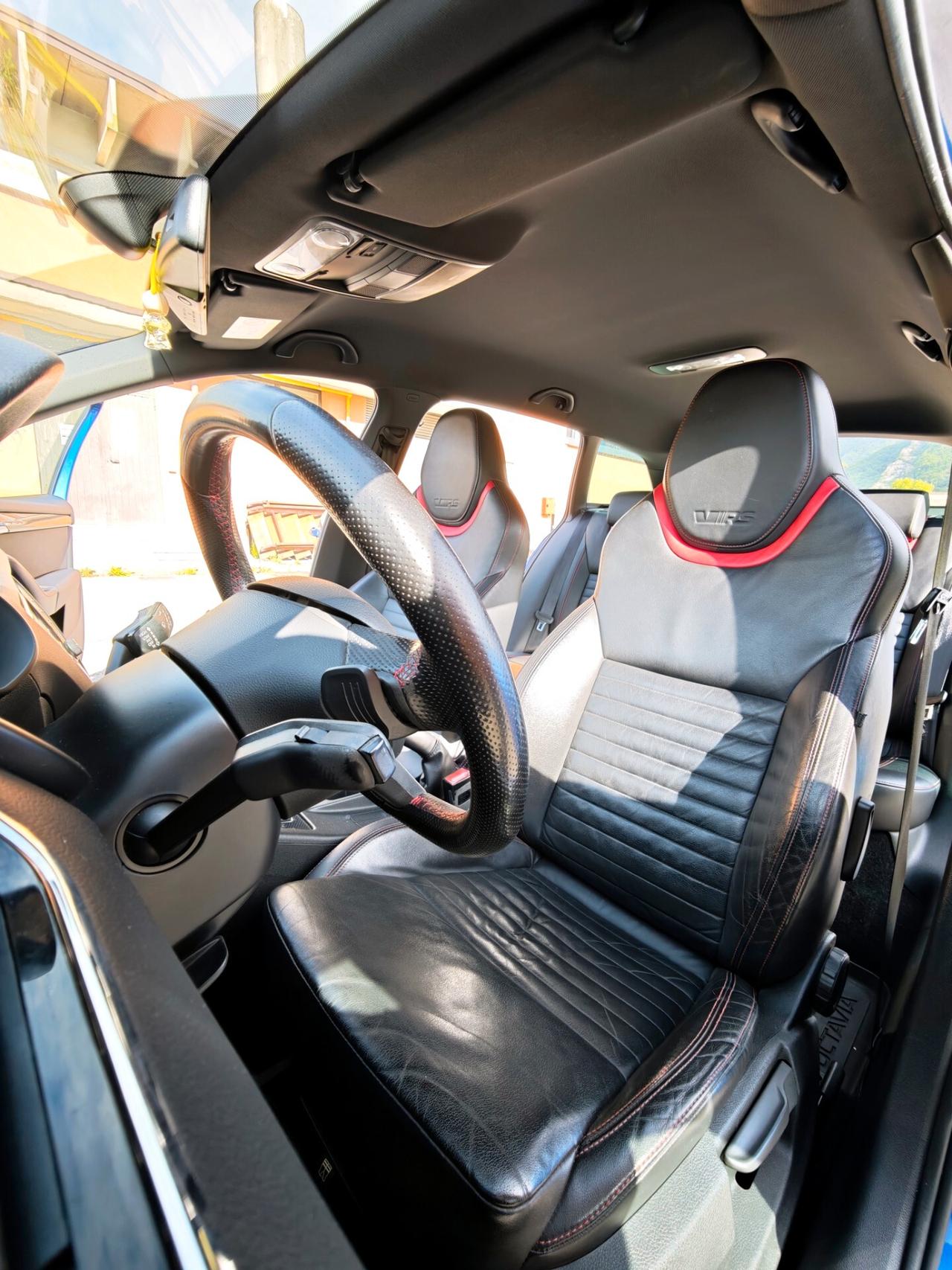 Skoda Octavia 2.0 TDI DSG Wagon RS