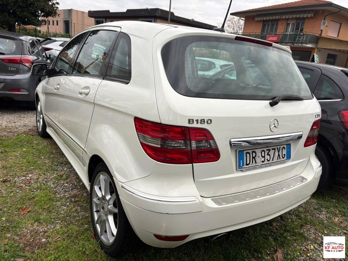 MERCEDES - Classe B - 180 CDI Sport