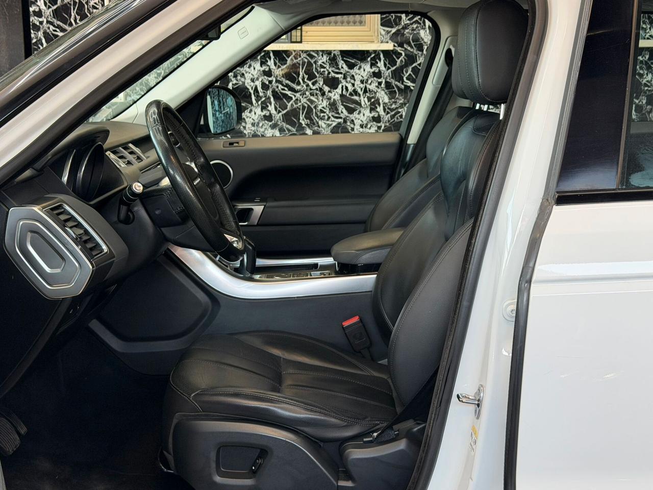 Land Rover Range Sport 3.0 TDV6 SE