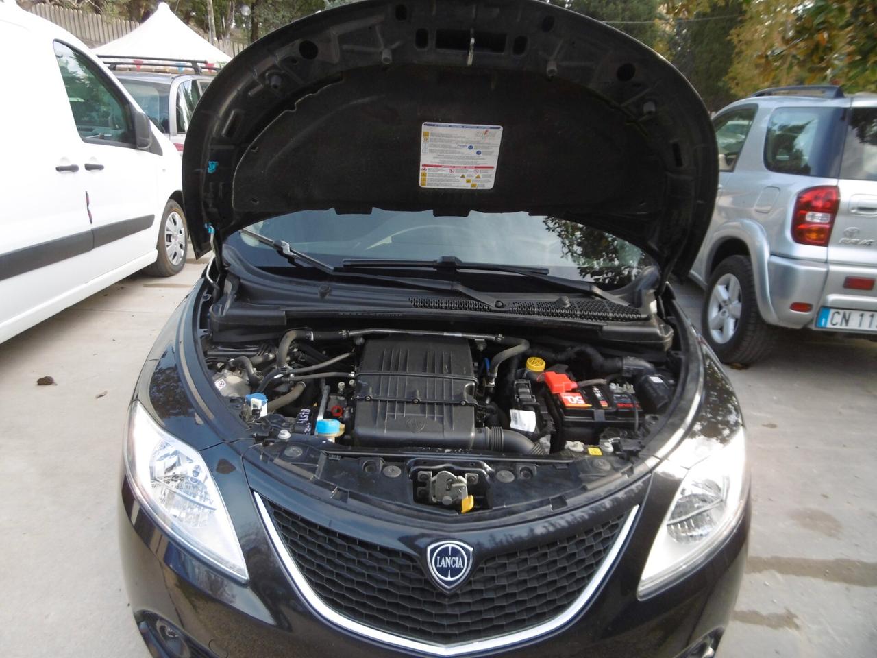 Lancia Ypsilon 1.2 69 CV 5 porte GPL Ecochic Gold