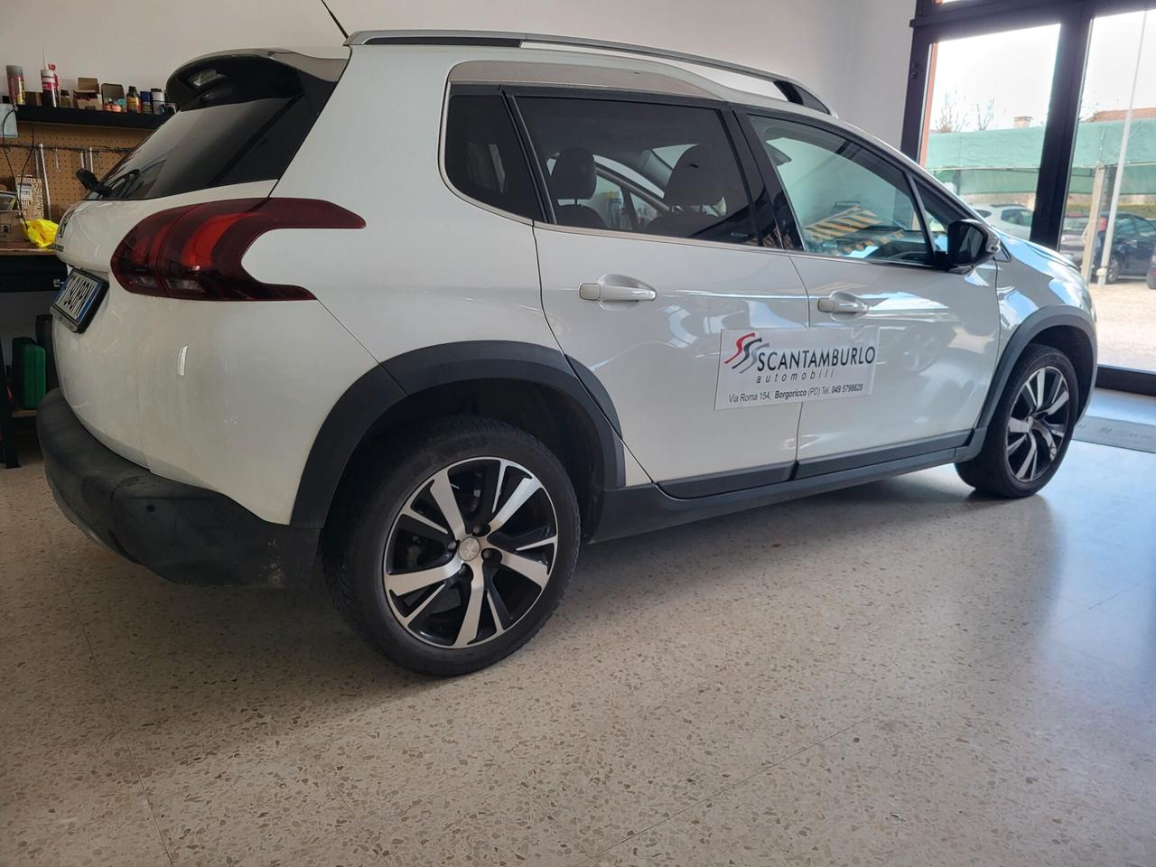 Peugeot 2008 BlueHDi 100 S&S Black Matt UNICAPROPRIETARIA