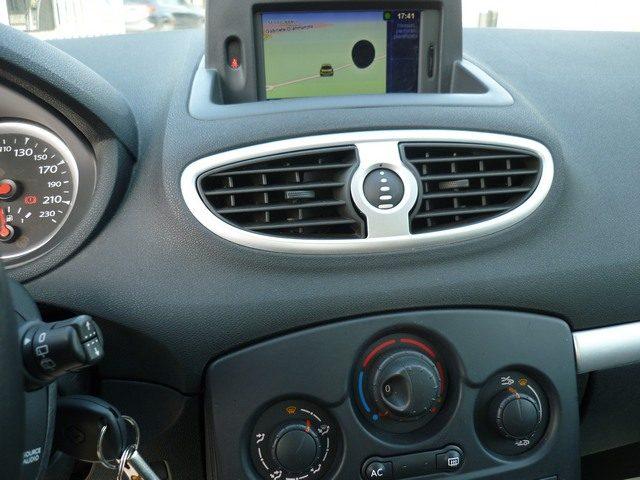 RENAULT Clio 1.2 16V 5 porte Dynamique