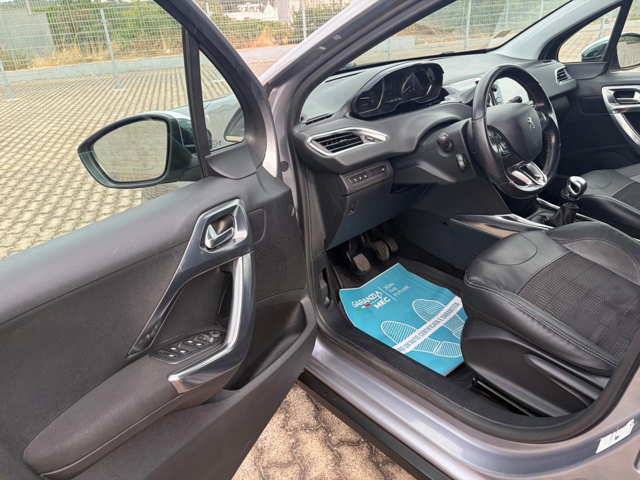 Peugeot 2008 1.6 e-HDi Allure 2014