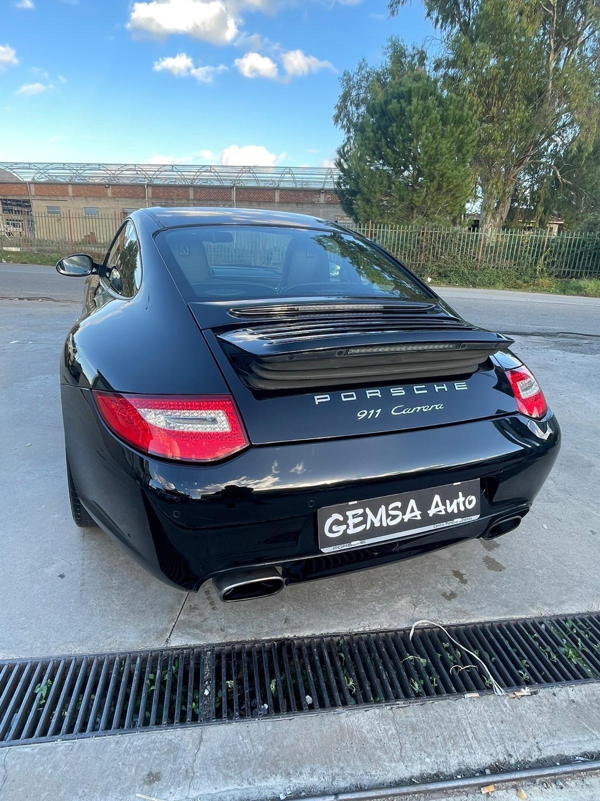 Porsche 911 Carrera Coupé