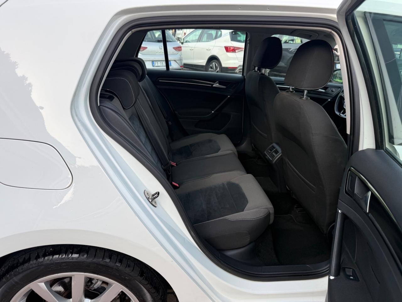 Volkswagen Golf Business 1.6 TDI 5p. Highline