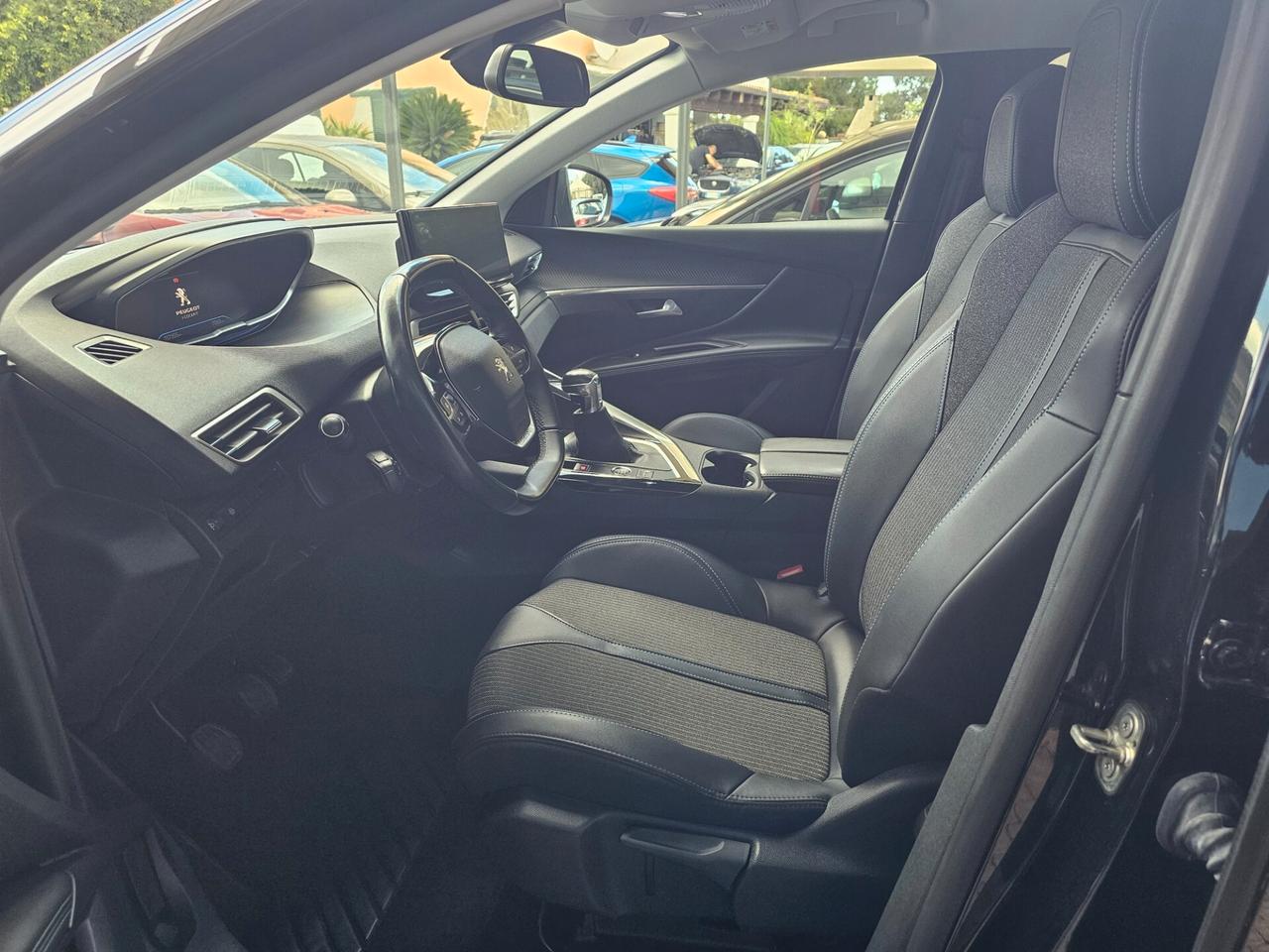 Peugeot 3008 BlueHDi 130 S&S Allure pack