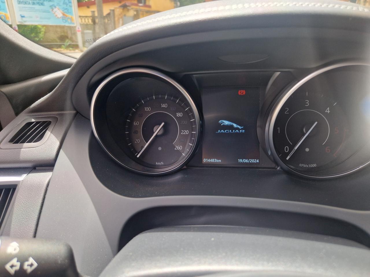 Jaguar E-Pace 2.0D 150 CV AWD aut. R-Dynamic