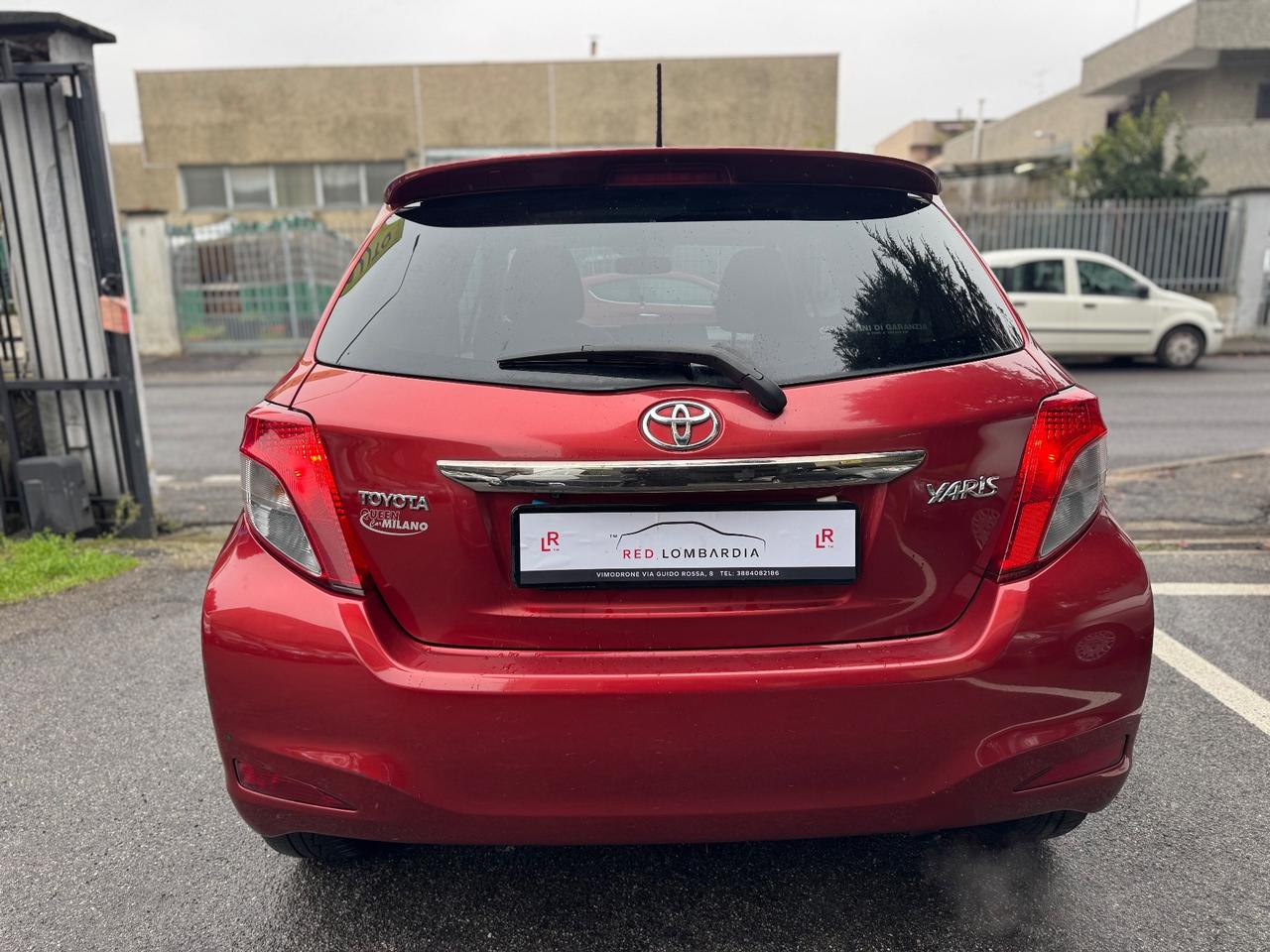 Toyota Yaris 1.3 3 porte Lounge CVT Stop & Start