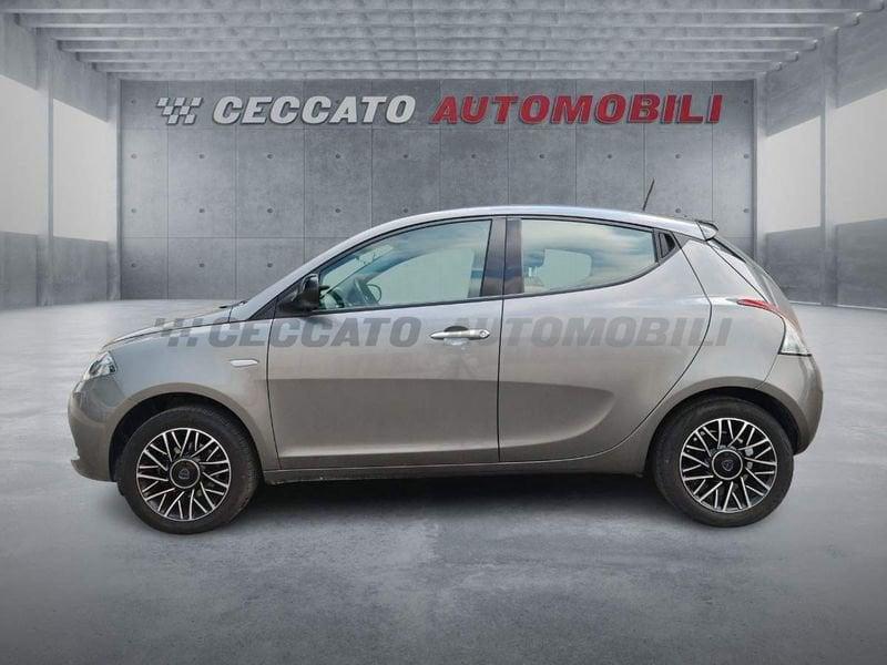 Lancia Ypsilon Ypsilon 1.0 firefly hybrid Platino s&s 70cv