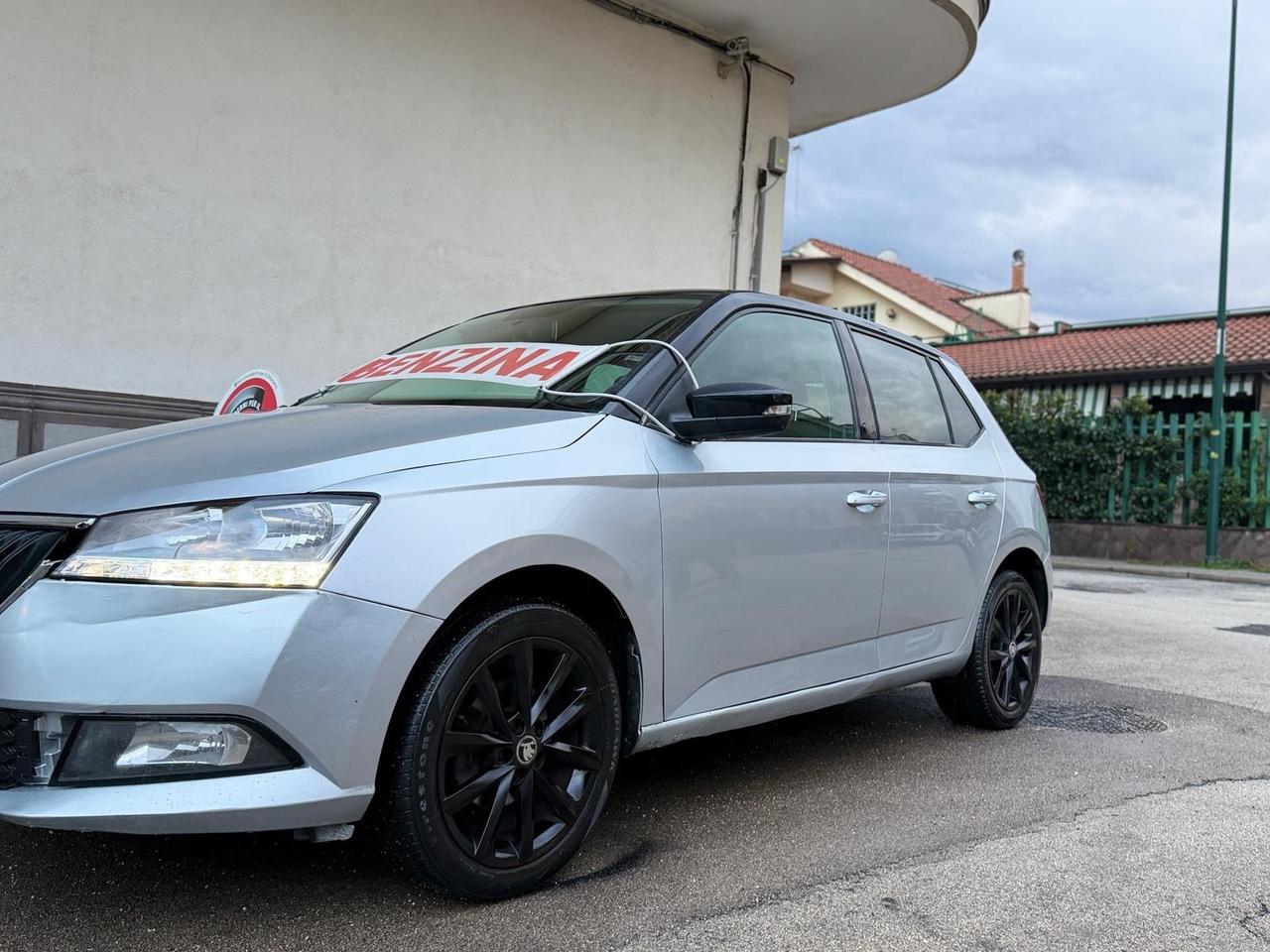 Skoda fabia led bicolore 2021 full opt 95,000 certificati