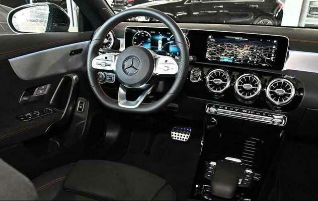 Mercedes-Benz CLA 220 AMG PREMIUM 18" MBUX WIDESCREEN TETTO PANORAMA LED