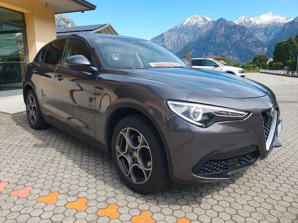 Alfa Romeo Stelvio 2.2 Turbodiesel 190 CV AT8 Q4 Executive Pompa olio nuova