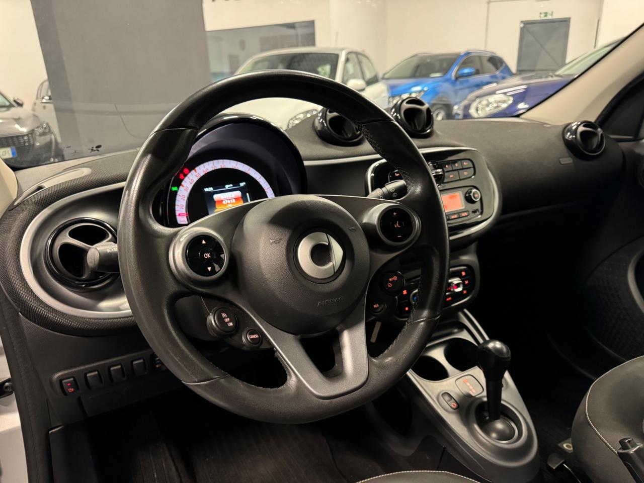 Smart ForFour 70 1.0 twinamic Passion UNIPRO!!