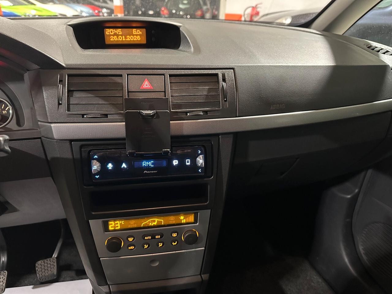 Opel Meriva 1.6 16V Enjoy - NEOPATENTATI A/C AUTORADIO