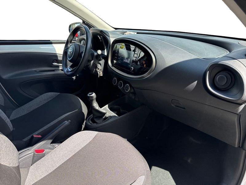 Toyota Aygo X Aygo X 1.0 Active 72cv