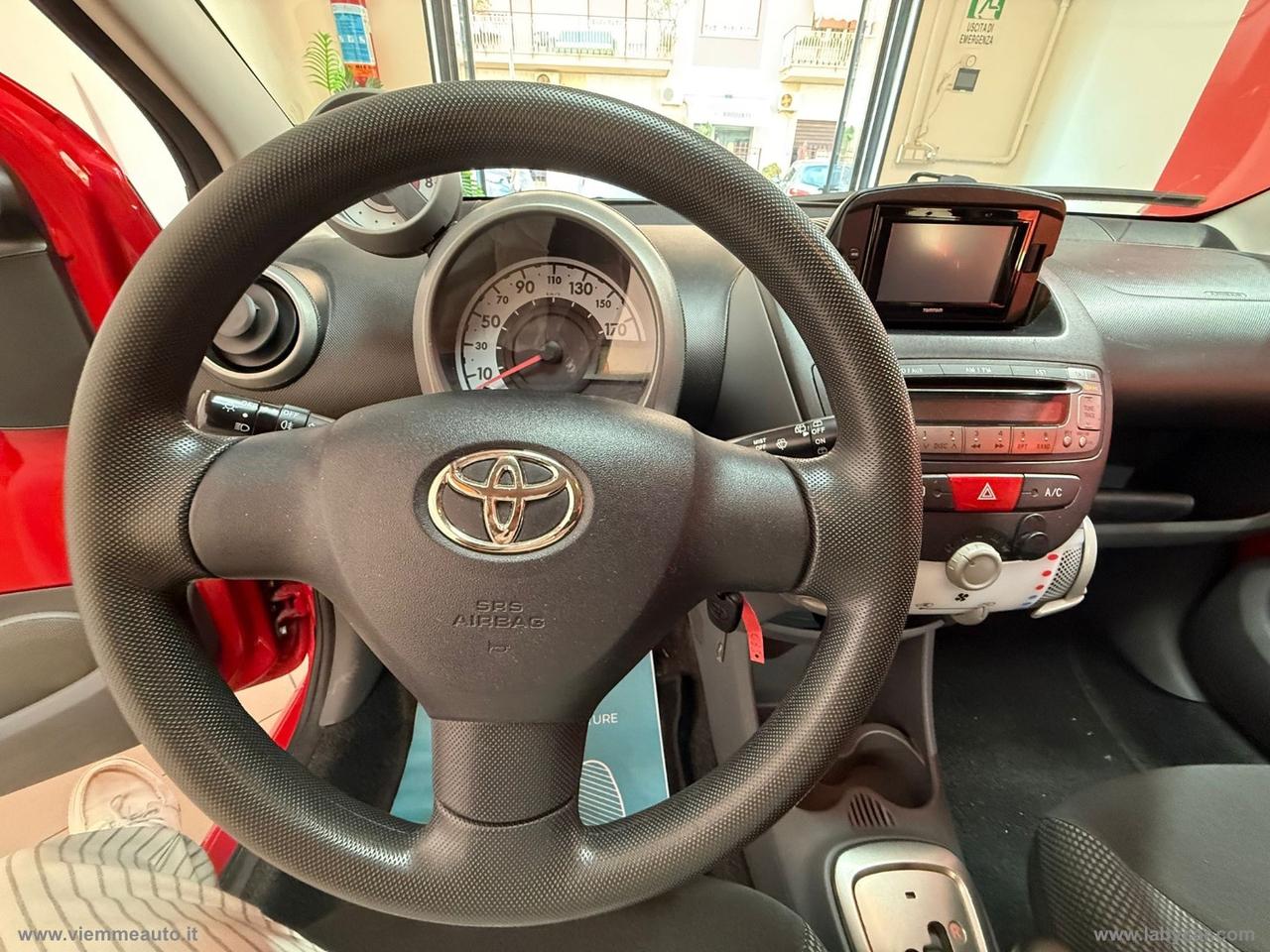 TOYOTA Aygo 1.0 12V VVT-i 5p.Deep Oc. Conn. MMT