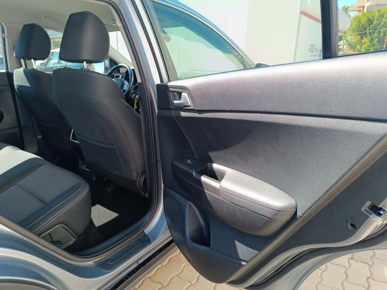Kia Sportage 1.6 CRDI 136 CV 2WD Mild Hybrid Black Edition