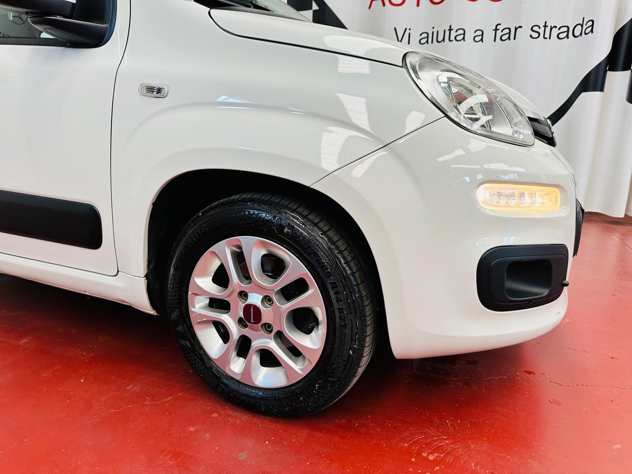 Fiat Panda 1.2 Lounge E6 2015