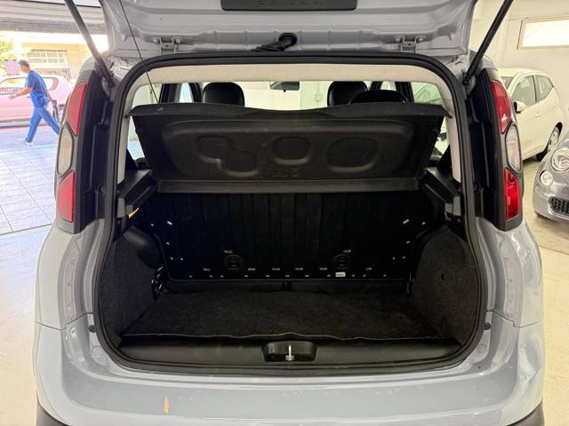 FIAT Panda 1.0 FireFly S&S Hybrid City Cross