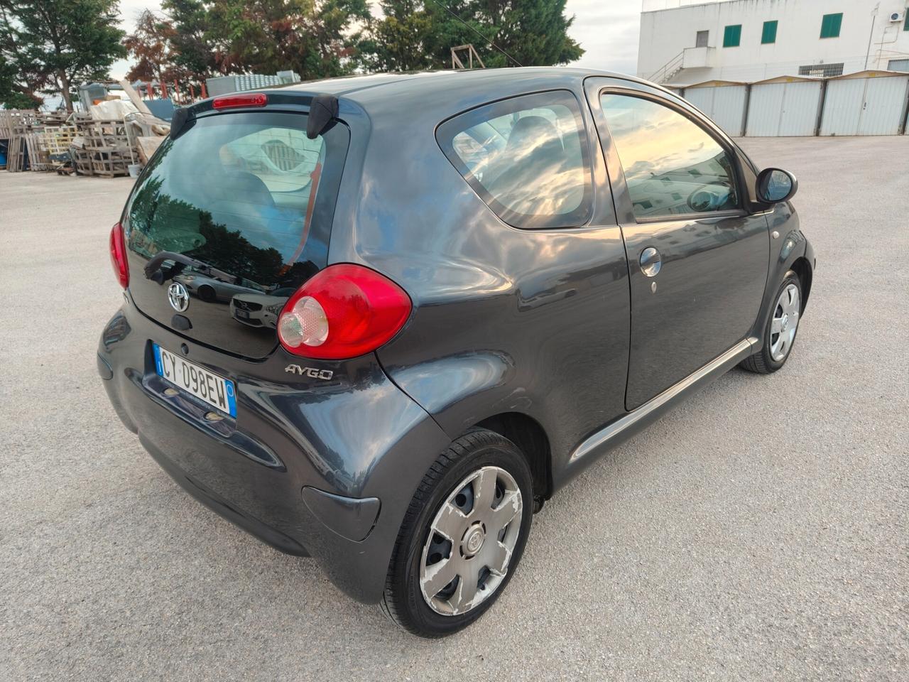 Toyota Aygo 1.0 VVT 3p Sol