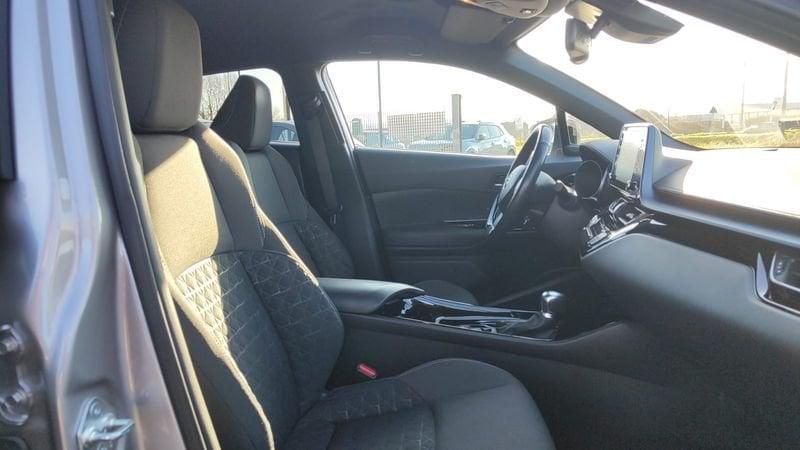 Toyota C-HR C-HR 1.8 Hybrid E-CVT Lounge