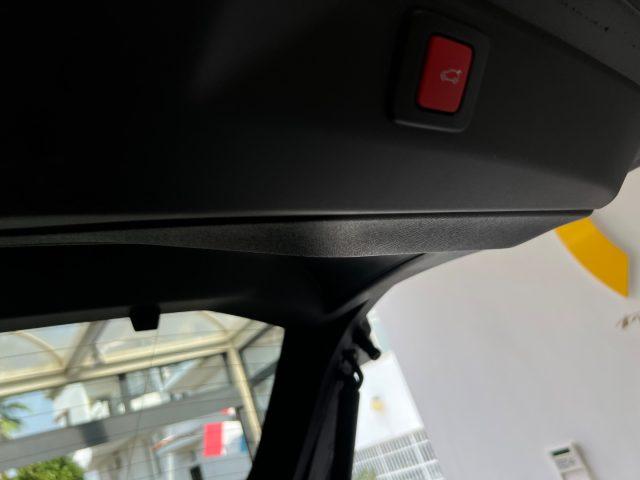 PEUGEOT 3008 Hybrid 145 e-DCS6 GT da?379,00 mensili