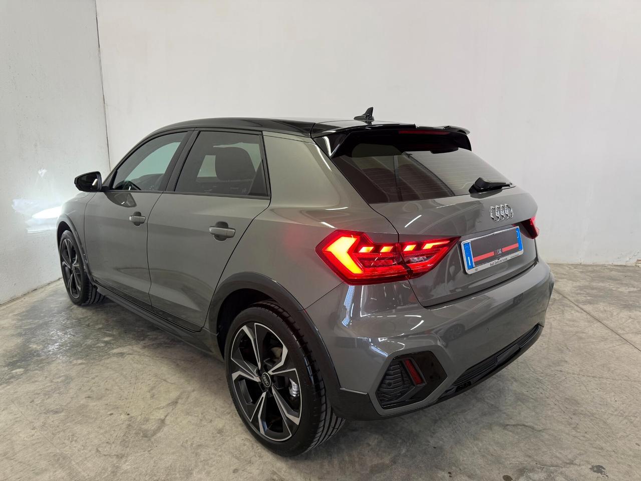 Audi A1 Allstreet 30 1.0 Tfsi Identity Contrast 110cv s tronic SERVICE E GARANZIA AUDI