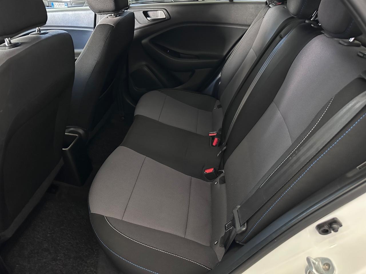 Hyundai i20 1.1 CRDi 12V 5 porte Style Ok Neopatentati