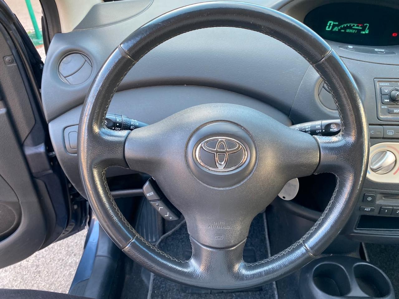 Toyota Yaris 1.3 benz 5 porte economica 2006