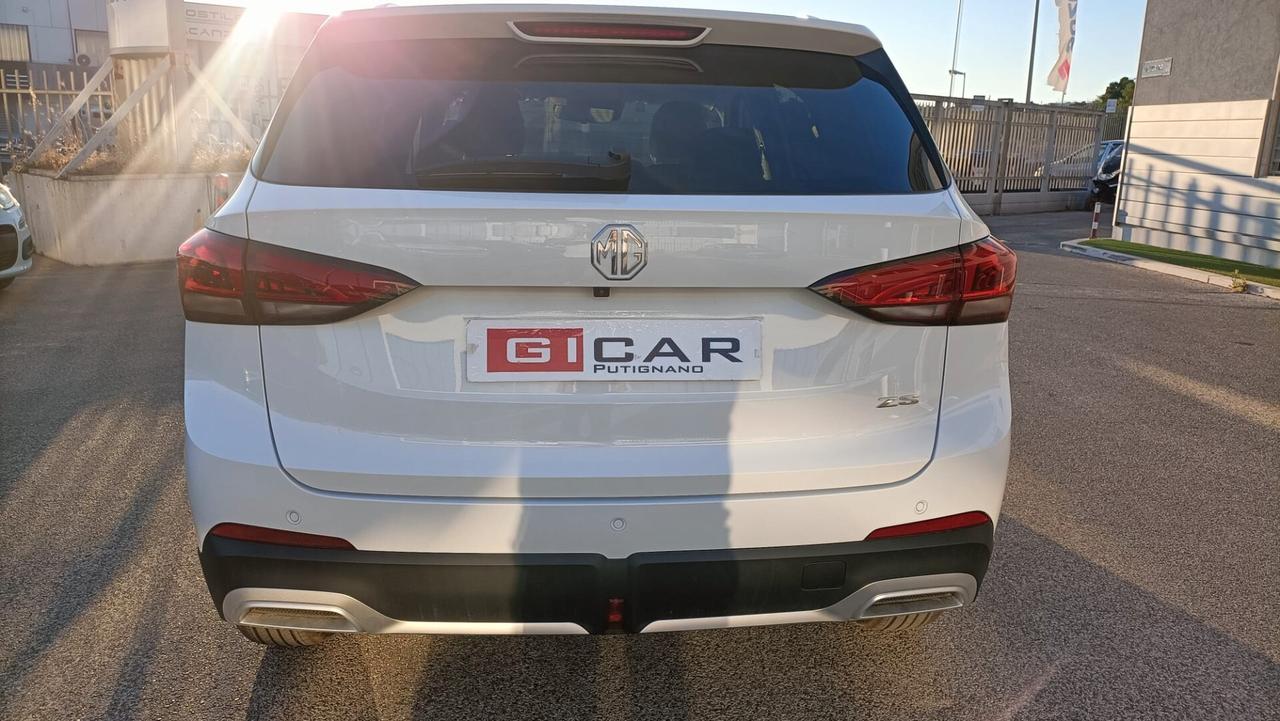 NUOVA Mg ZS 1.5 MT Standard 2025