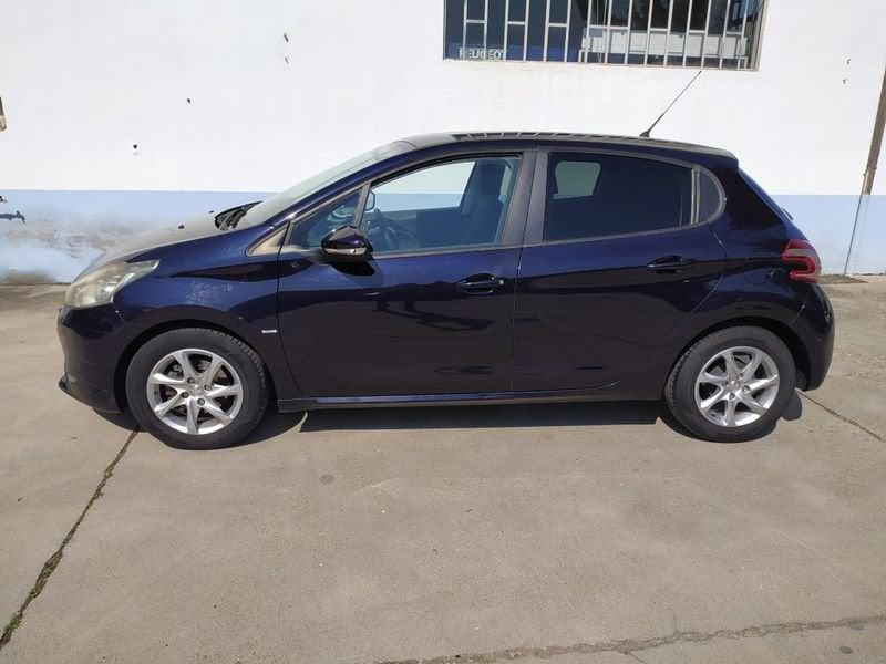 Peugeot 208 1.4 hdi Business NAV