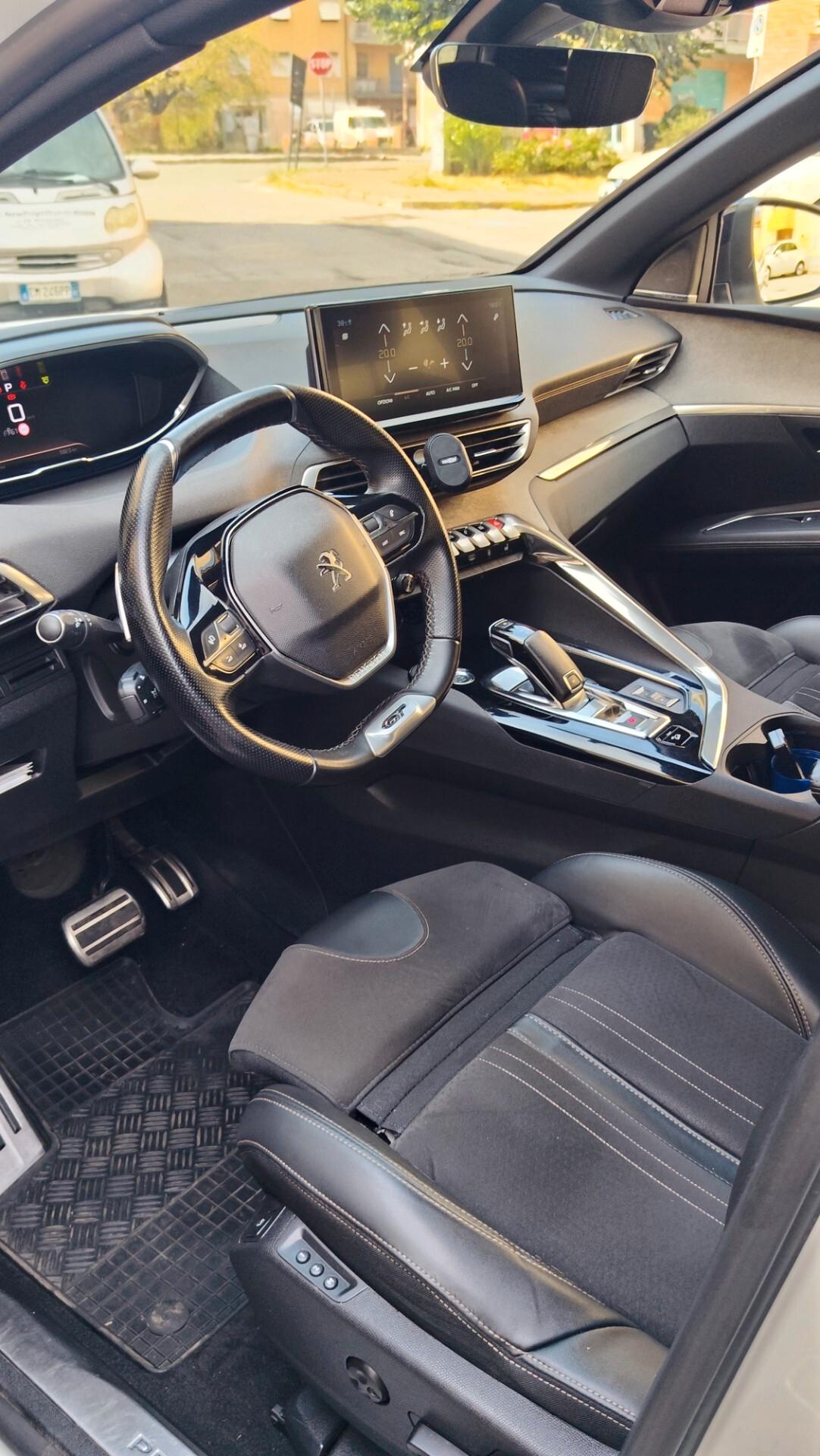Peugeot 3008 BlueHDi 130 S&S EAT8 GT