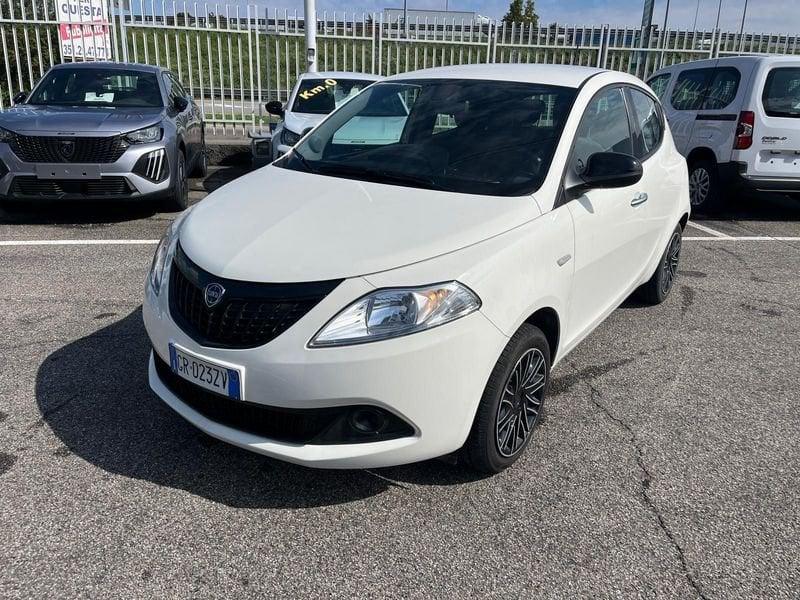 Lancia Ypsilon Ypsilon 1.0 FireFly 5 porte S&S Hybrid Silver Plus