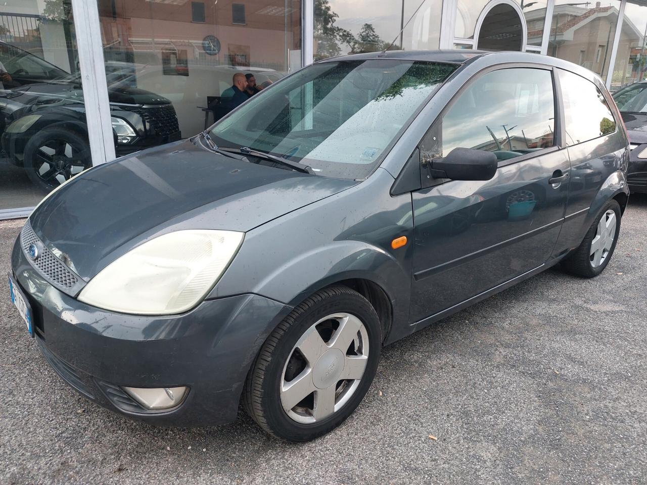 Ford Fiesta 1.2 16V 3p. Ghia GPL