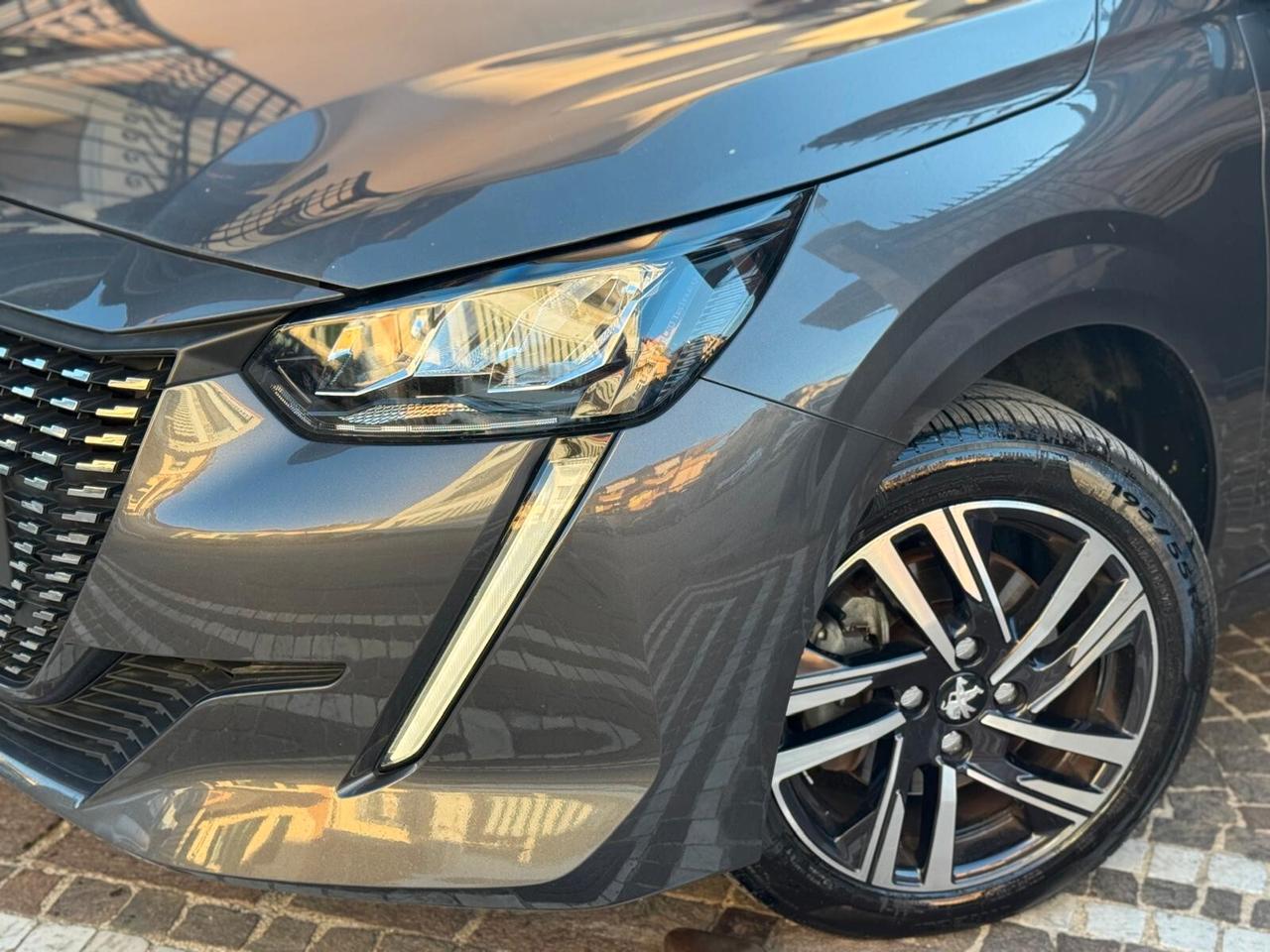 Peugeot 208 BlueHDi 100 Allure Pack