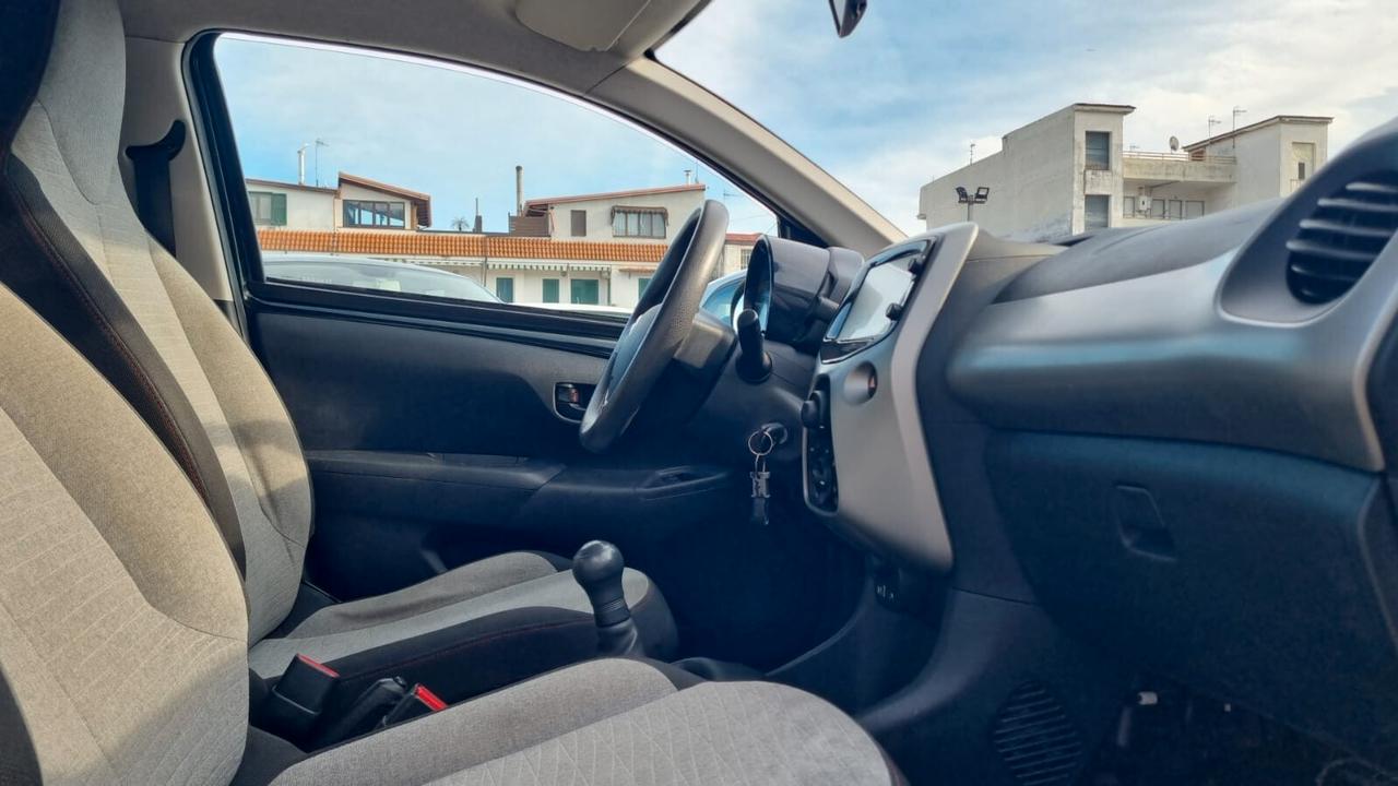 Citroen C1 VTi 68 5 porte Shine -69cv-51kw-