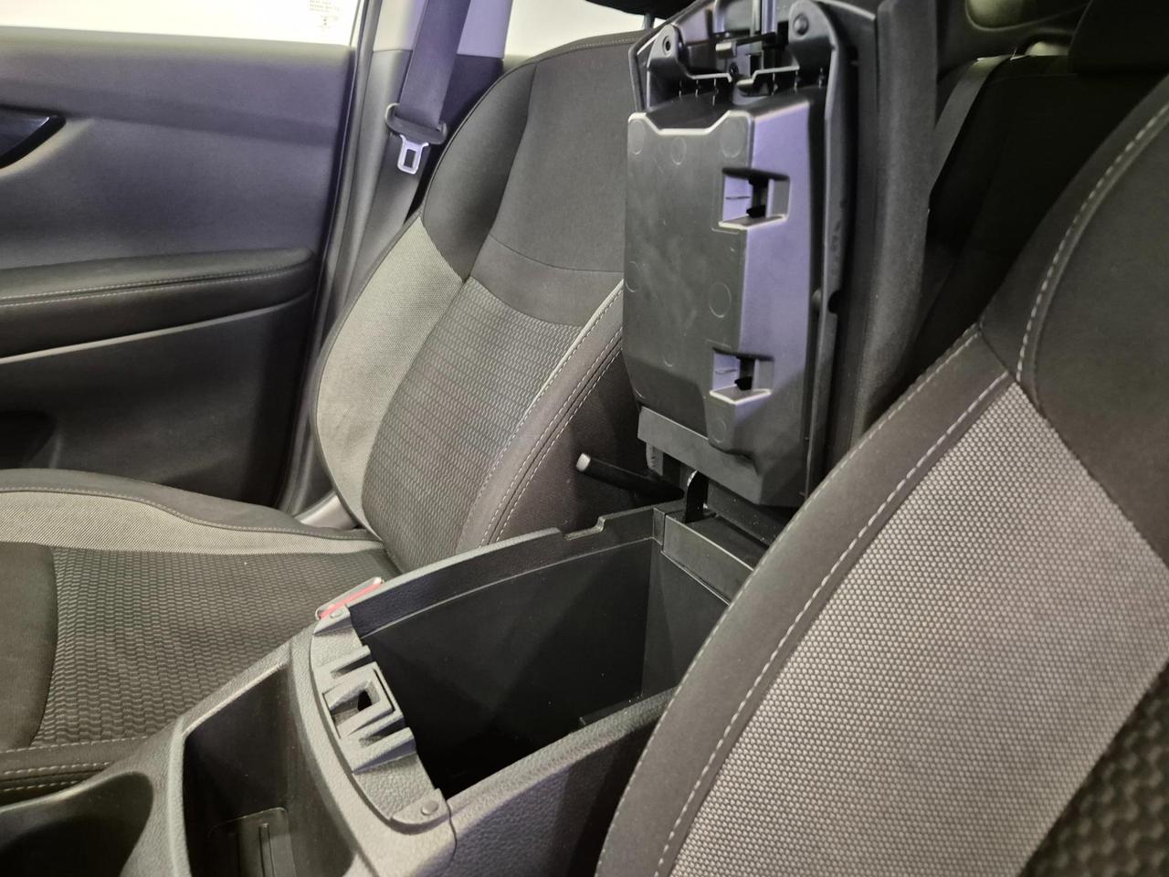 Nissan Qashqai 1.2 dig-t N-Connecta 115cv - NEOPATENTATI - UNIPROPRUETARIO - Cruise/Lim - Cam